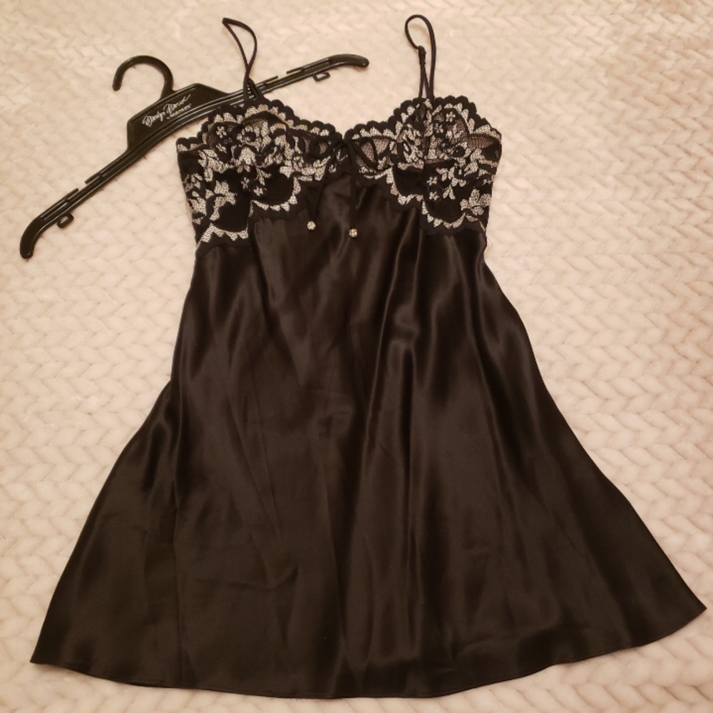 MARILYN MONROE Satin and Lace Chemise